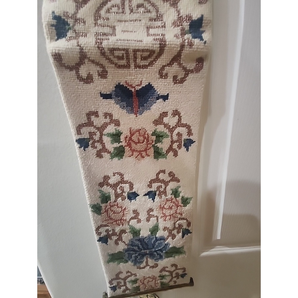Vintage Wall Hanging Vertical Tapestry Needlepoint Handmade Flowers Asian -Great - Picture 4 of 9